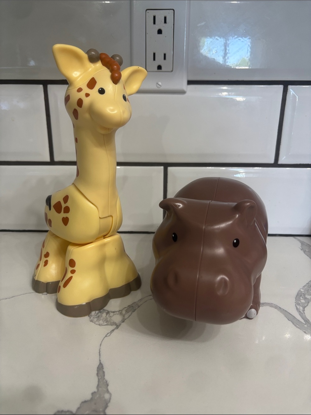 Little People Big Hippo and Giraffe 2014